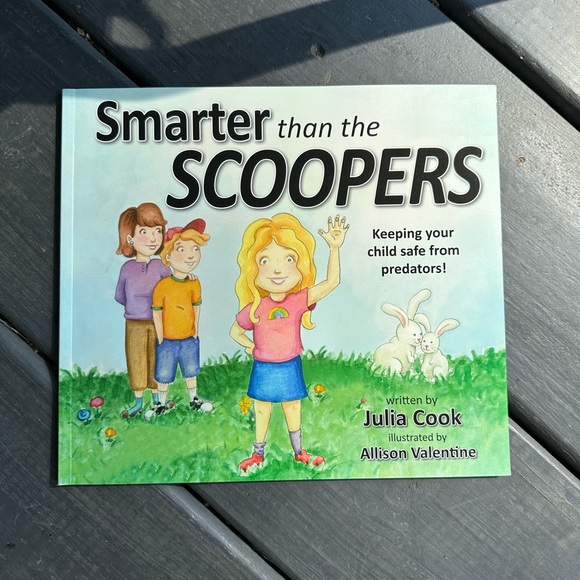 Smarter than the Scoopers BOOK! Keeping your child safe! Children’s book! New! - Picture 1 of 12